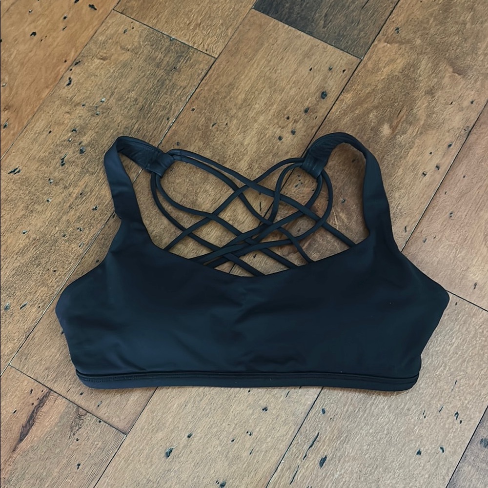 Lululemon Women’s Sports Bra size 6